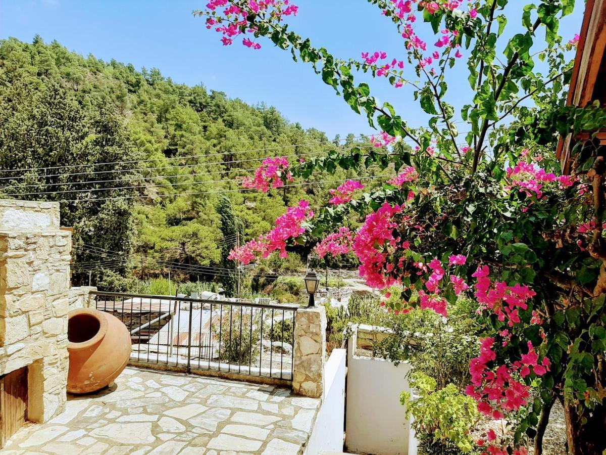 Blue Cottage Apsiou Екстер'єр фото