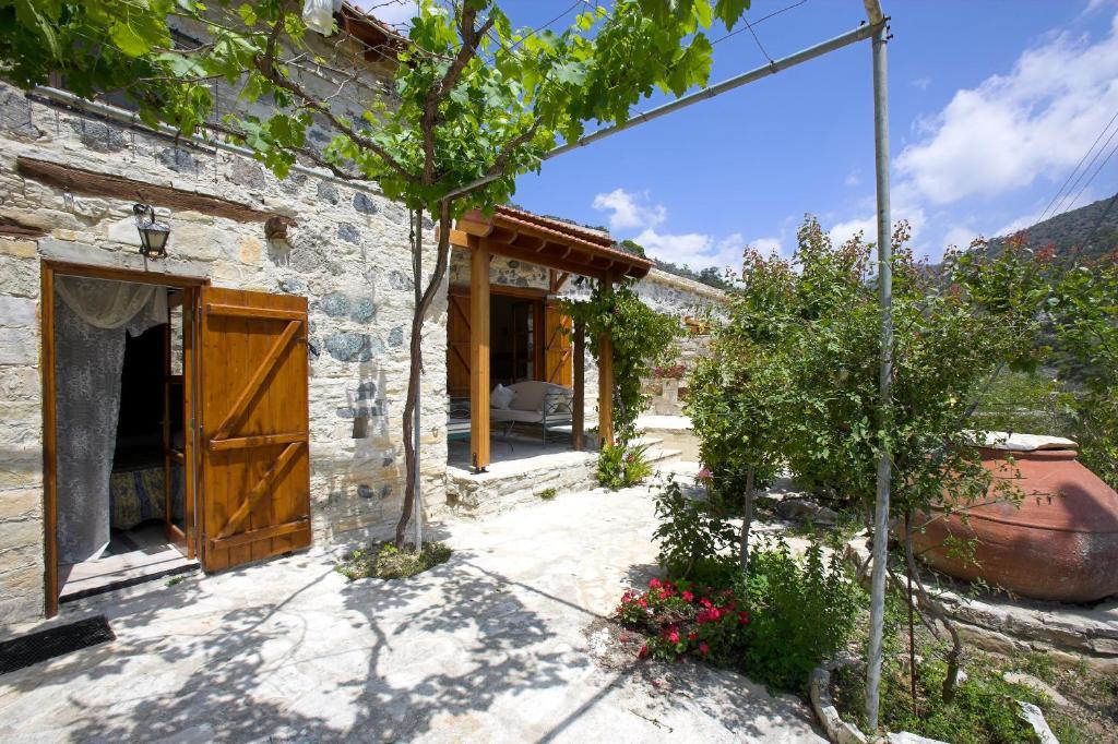 Blue Cottage Apsiou Номер фото