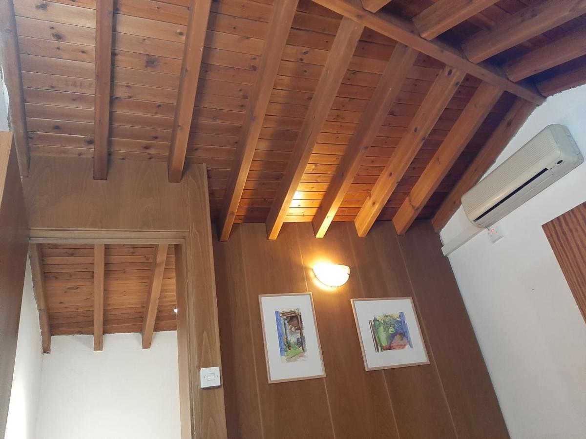 Blue Cottage Apsiou Екстер'єр фото